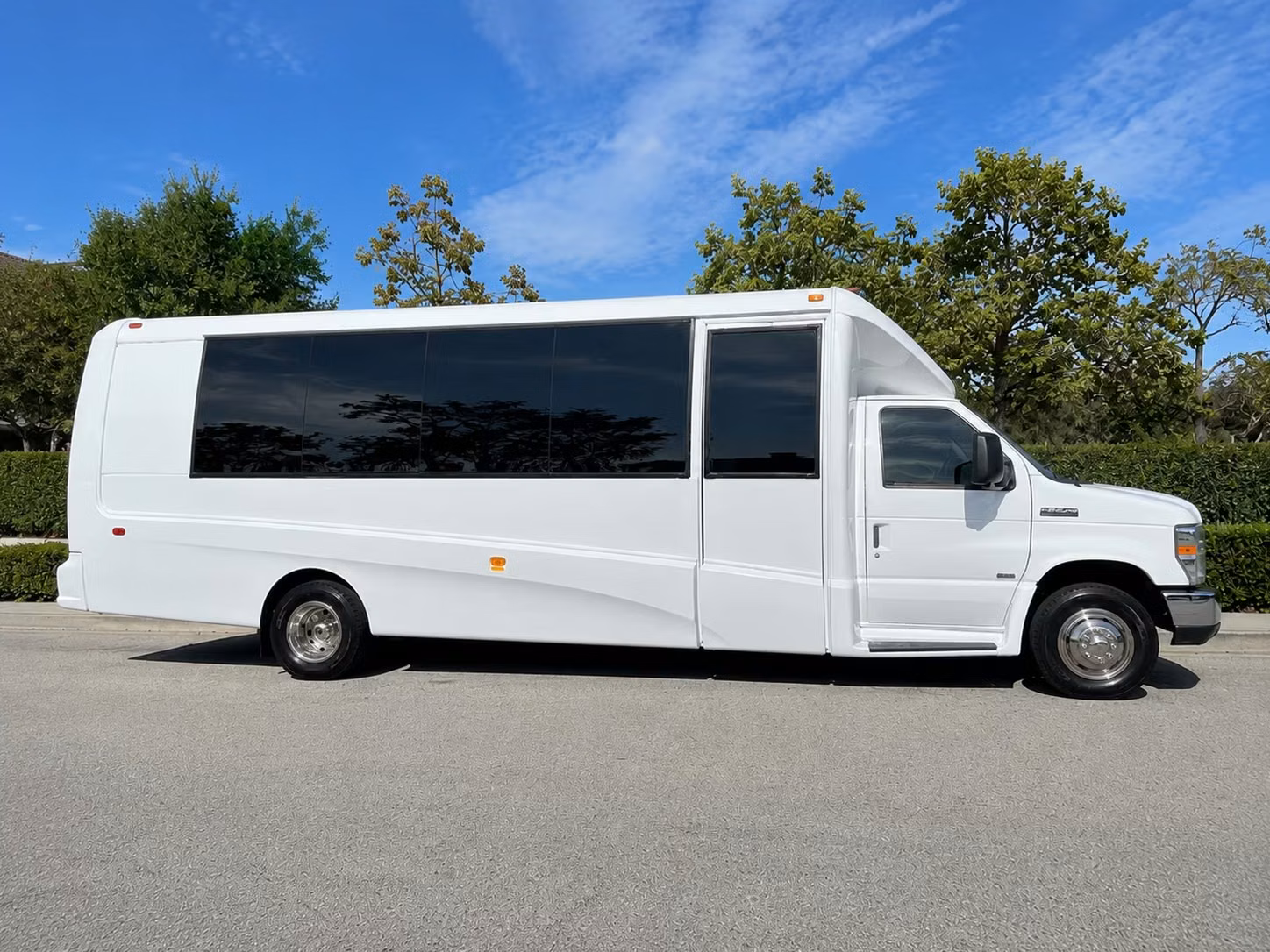 18 passenger minibus