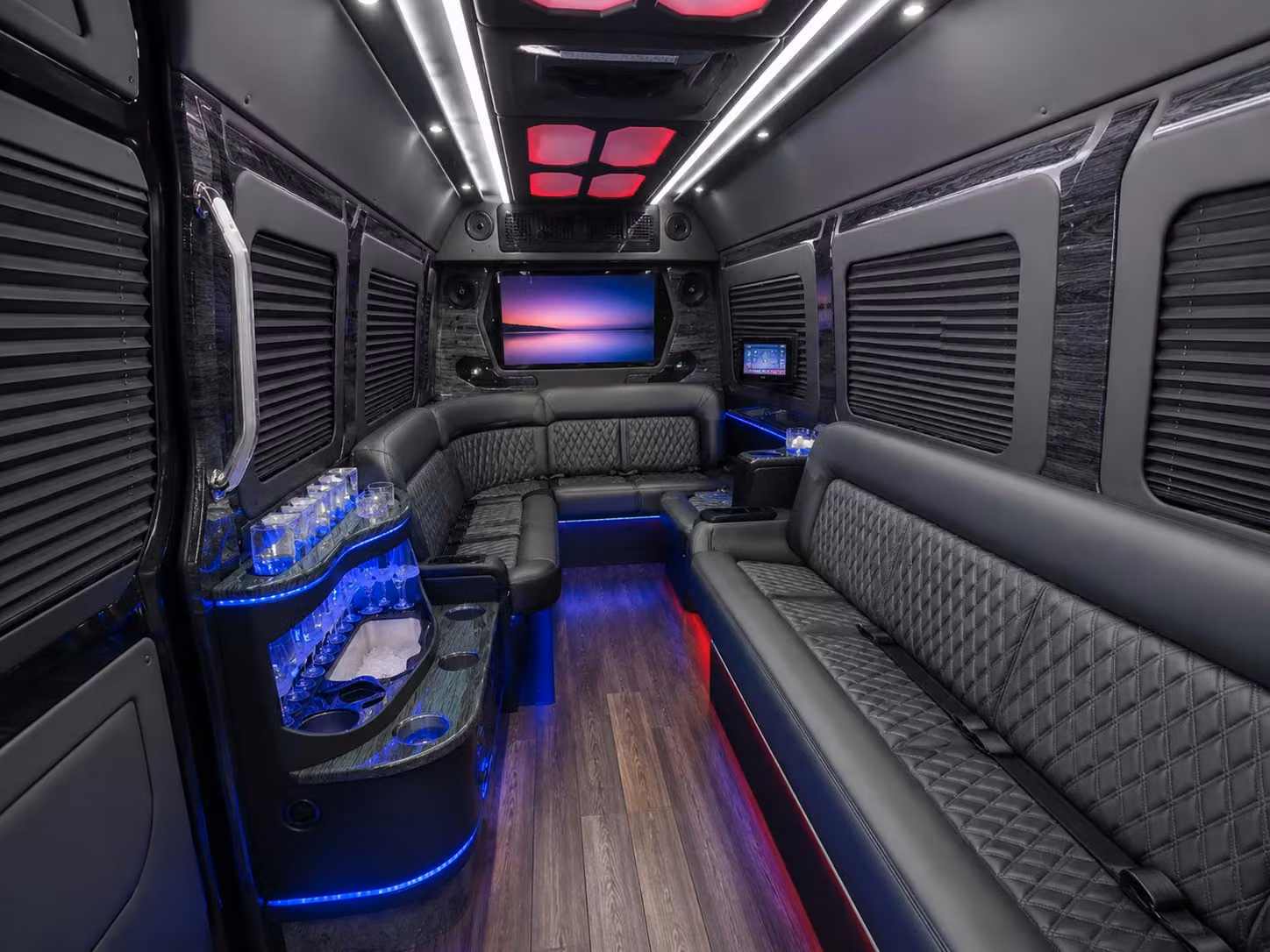 choosing the right bus for your lancaster long distance trip