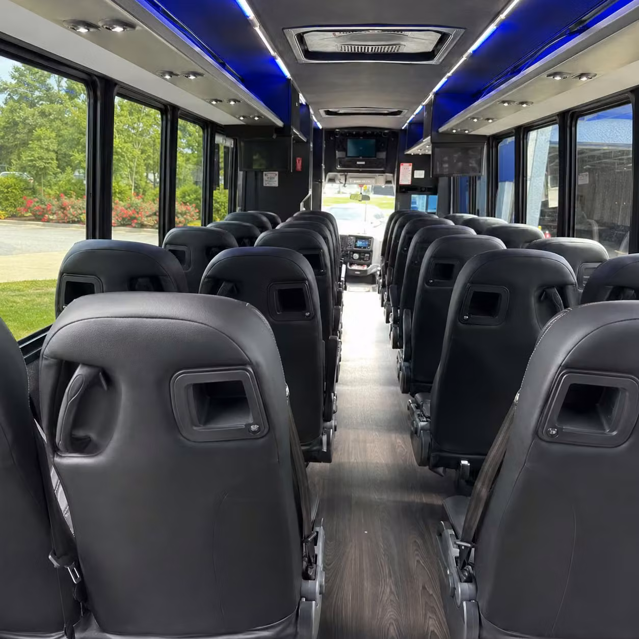 school field trip bus rentals in lancaster